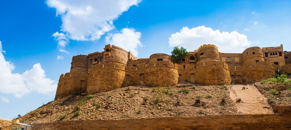 📍 Jaisalmer Fort, Rajasthan , 🇮🇳 DM us for any travel query 🇮🇳

#travel #traveling #traveltuesday #letsgoeverywhere #tourism #Uttarakhand  #adventure #airport #travelpics #tourismchat #tl_chat  #TTOT #wanderlust #paradise #resort #trip #travelgram #nature