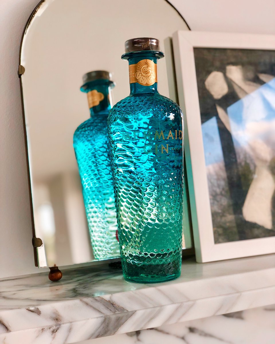 Fenwick (@fenwickstores) on Twitter photo Mermaid gin? Now that really is unprecedented. A refreshing serve to calm stormy waters, welcome in the weekend with <a href="/iowdistillery/">IOWDistillery</a>
here: bit.ly/2S5VGBb #AtHomeWithFenwick Mermaid gin? Now that really is unprecedented. A refreshing serve to calm stormy waters, welcome in the weekend with <a href="/iowdistillery/">IOWDistillery</a>
here: bit.ly/2S5VGBb #AtHomeWithFenwick