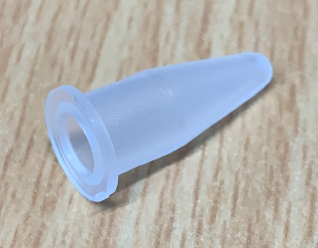 totalprec_ltd's tweet photo. Gives us great pleasure to support and help the #NHS with a cupule moulding for a #COVID19  tester used at Chesterfield Royal. We had a Mould tool specially made so if any other hospital or surgery where testing is ongoing and use these get in touch and we'll gladly help #UKmfg https://t.co/yrdObimHtR