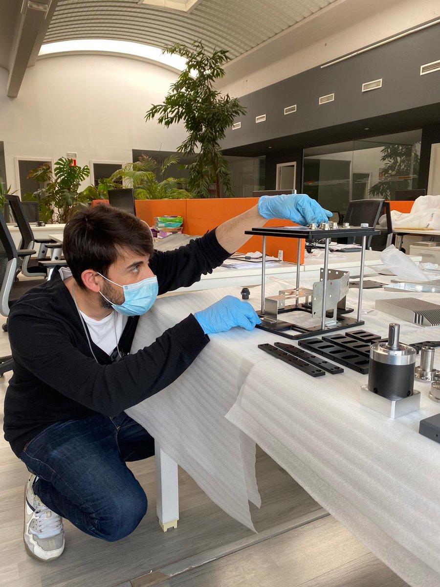 IngenieriaIMAS's tweet photo. Nuestro proceso de fabricación y montaje ya está nuevamente en marcha. Tomamos todas las medidas de protección frente al COVID-19 para seguir adelante con tus proyectos. 👉 https://t.co/Cj5iw71O2f 

#design #technology #productdesign #strategy https://t.co/X9pMimKvdp