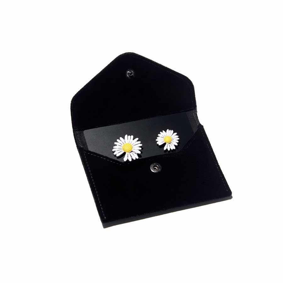 lhviiiviii's tweet image. peaceminusonedotcom's IG update 🌼💛