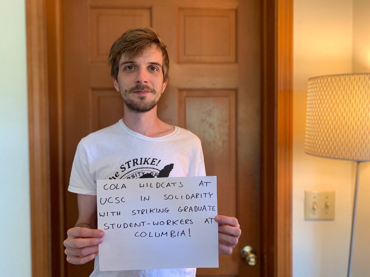 payusmoreucsc's tweet photo. Solidarity with Columbia graduate student workers who are striking today! UCSC Wildcats are with you ✊❤️
Spread👏the👏strike👏! https://t.co/bnGLkvcqyh