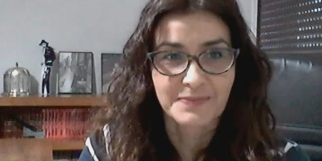 Sociedad_SEMI's tweet photo. #Trombosis #venosas por #confinamiento, otra consecuencia grave del #COVID19
Lo aborda en @efesalud la Dra. Beatriz Pombo Vide, #internista del Hospital Universitario Lucus Augusti de Lugo https://t.co/EDGTl7Rg04 @EFEnoticias #SEMItuit https://t.co/2cx29ZPZQs