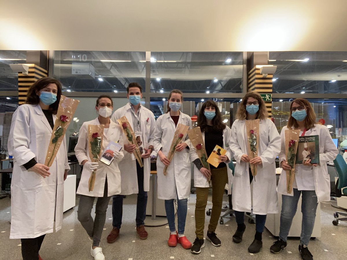 BeaBeiii's tweet photo. Más de un mes formando parte del Servicio de Farmacia Hospitalaria del Hospital COVID IFEMA!!! 
Muy orgullosa de todo el equipazoooo!!! ☺️👏🏻💪🏼🥰 https://t.co/btBxf21aSD