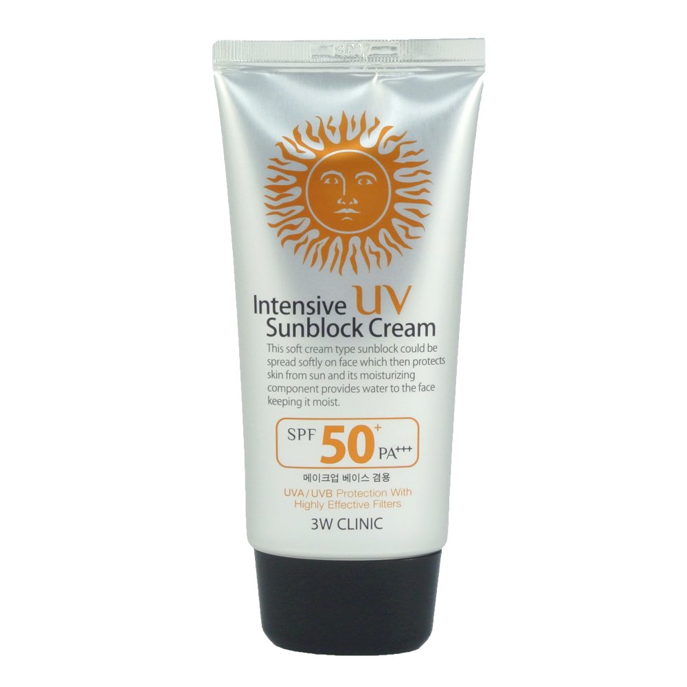 And last step which is, sunscreen! The best sunscreen that I’ve ever used! This one. Recommended! Bagus sangat sangat.