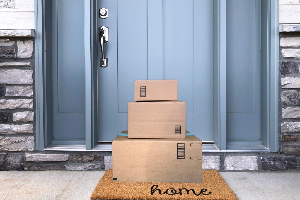 OrishaCommerce's tweet image. Three challenges retailers should consider as they ramp up operations and re-open stores: hubs.ly/H0pRxqS0 #retail #returnsprocess #reverselogistics #supplychain #ecommerce #operationalexcellence #socialdistancing #coronavirus #covid19 #the200challenge