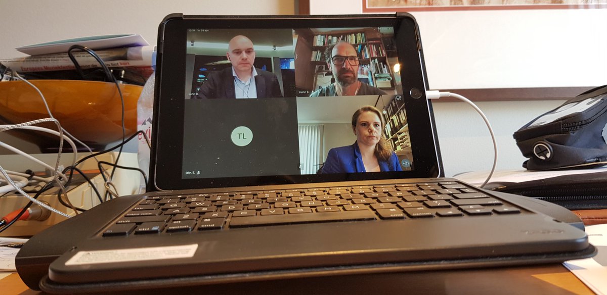 JAMvanKessel's tweet photo. Eerste digitale #statendag @PSBrabant is aan de gang, vanochtend woordvoering #stikstof, nu #woningbouwopgave #Brabant voor @D66Brabant #coronamaatregelen #BlijfThuis #blijfgezond #slofjesonderhetbureau https://t.co/YPPSeEyPlm