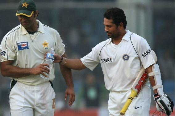 shoaib100mph's tweet photo. A very happy birthday to @sachin_rt . Arguably the best batsman in the history of the game. Its a pleasure to have known you, playing with you &amp; against you.  
The battles against you on the ground are a treasure of my playing days. 

#HappyBirthdaySachin 
#SachinTendulkar https://t.co/oJSN9vWCHd