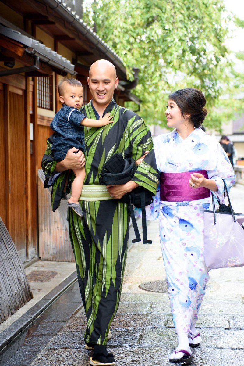 jo3woc's tweet photo. コロナが落ち着いたら、お出掛けして家族写真撮りましょう！

https://t.co/TXze4qqETT https://t.co/luT1OpMmVj