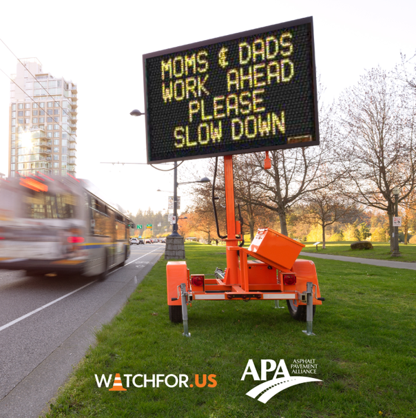 AsphaltKY's tweet photo. Road work crews are filled with moms and dads. Slow down when you’re entering a work zone to keep them safe. #WatchForUs #NationalWorkZoneAwarenessWeek https://t.co/tCRVHlKhSE