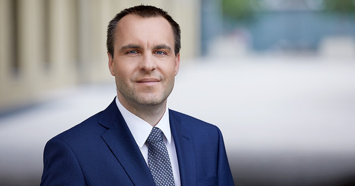 Unicorn (@unicorn_systems) on Twitter photo Co říká Marek Beránek, ředitel Unicorn University, v rozhovoru pro Český rozhlas? V pořadu Dobrá rada diskutuje a odpovídá na otázky k online vzdělávání a kurzům Red Monster. Tyto online kurzy motivují žáky základních a středních škol k učení. redmonster.cz/rozhovor-marek… Co říká Marek Beránek, ředitel Unicorn University, v rozhovoru pro Český rozhlas? V pořadu Dobrá rada diskutuje a odpovídá na otázky k online vzdělávání a kurzům Red Monster. Tyto online kurzy motivují žáky základních a středních škol k učení. redmonster.cz/rozhovor-marek…