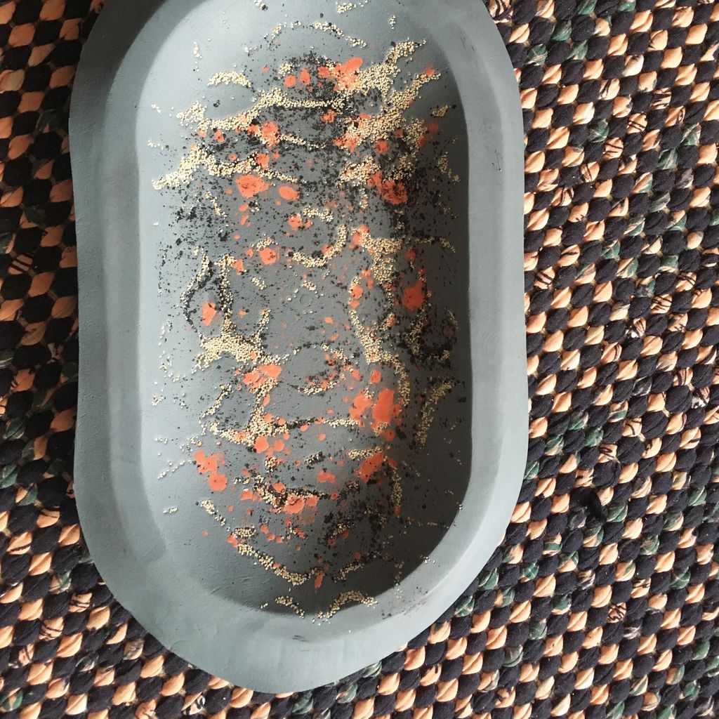 We went a bit wild here with a cocktail of grog, pigments and oxides. It will probably burn off in the kiln but very much enjoying it while it lasts. Also matching our carpet that we bought from a tiny shop near Lisbon last year.