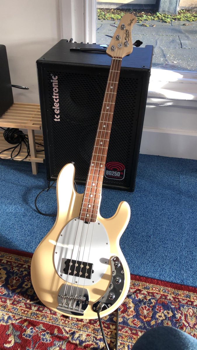 atlanticaudi0's tweet photo. BASS LESSONS! Atlantic Audio now offer Bass lessons online over Skype / Zoom / FaceTime. Get in touch with us at info@atlanticaudio.co or drop a message below! 🎧 🎸 https://t.co/b9n5207Tlr