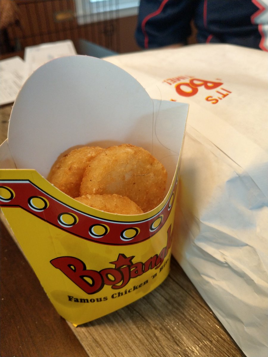 jessbar's tweet photo. @Bojangles My botatoes with a side of curly hair strung through the hash brown. Want to vomit now, thanks https://t.co/DqDJqvJ9Vk