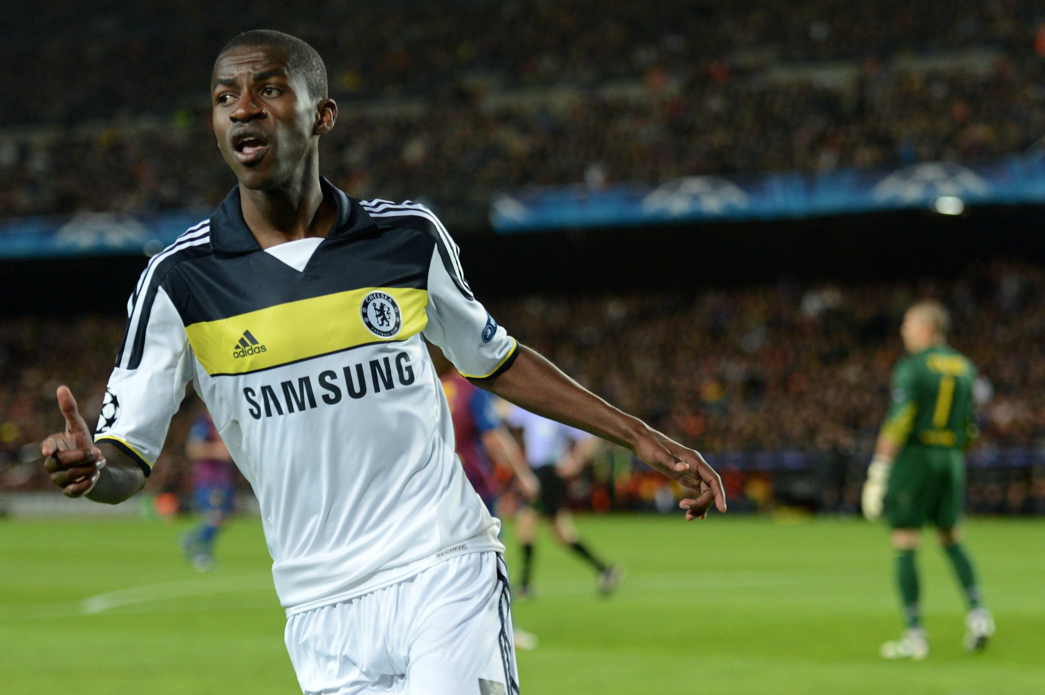 Chelsea Fc 2x Iconic Championsleague Goals T Co Szuqjaiufr