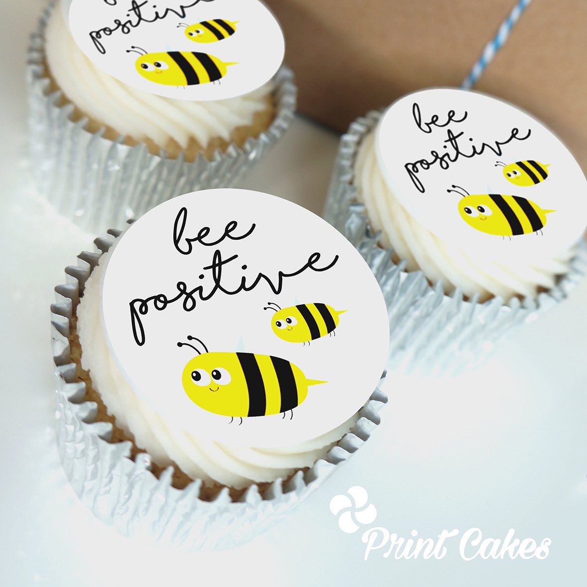 printcakesUK's tweet photo. Be Positive! 🐝 

Send some positivity to friends and family. Order your box of 6 now 👇

https://t.co/zjXuiXRFwN

#FridayFeeling #FridayMotivation #PositiveVibes #positivity #lockdownuk #giftideas #cupcakes https://t.co/WBhngL7v5d