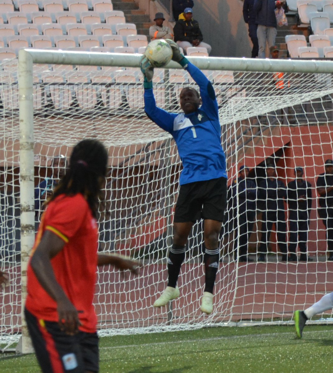 LebajoaTebalo's tweet photo. Happy birthday to Lesotho #1 goalkeeper and #LDFFC #1 Likano Mphuthi.....
⚽️⚽️🎂🎂🎂🎂 https://t.co/SO54QE0HYi