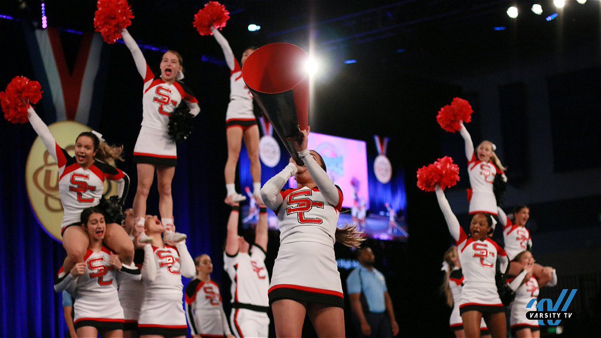 StrawberryCrestCheer tweet media