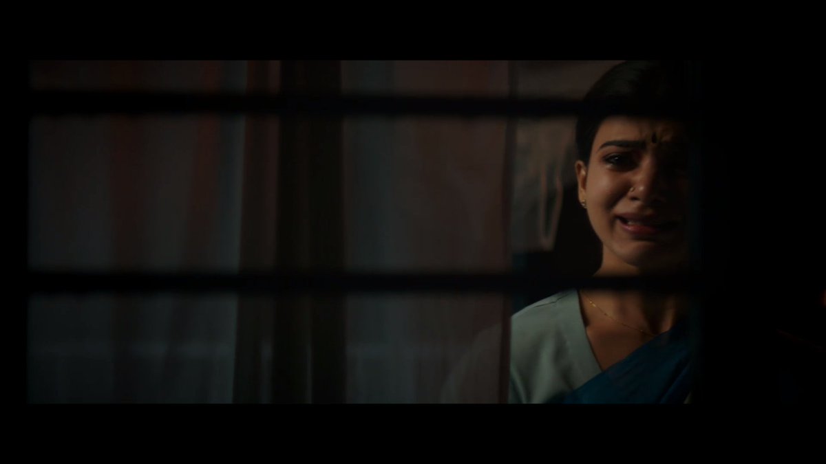 This scene, I don't know how many of you will agree, but an emotional pinnacle of the entire film. The way Mahanati is elevated by Samantha's performance, the effect, and dialogues is amazing. I would take the liberty and say, the scene was one of the best in d entire film.