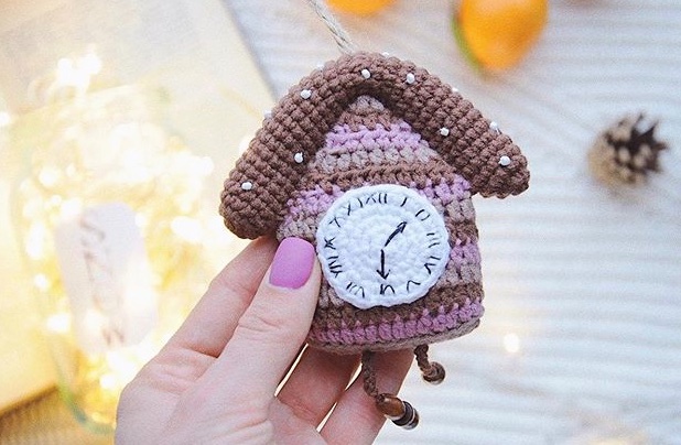 KamburMarina's tweet image. My grandparents had such kind of clock in their old house and it inspired me to crochet the same one.
#CraftClock #RetroClock #VintageClock
Love What You Do ❤️
Amigurumi Makes Life Happier 😍
The pattern is here:
etsy.com/shop/Enjoytoys…