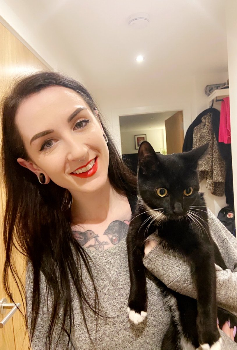 imperialcollege's tweet photo. (human: Aoibheann, PA to Head of Department of Surgery and Cancer) #PetsofImperial https://t.co/b1SYV3UaiL