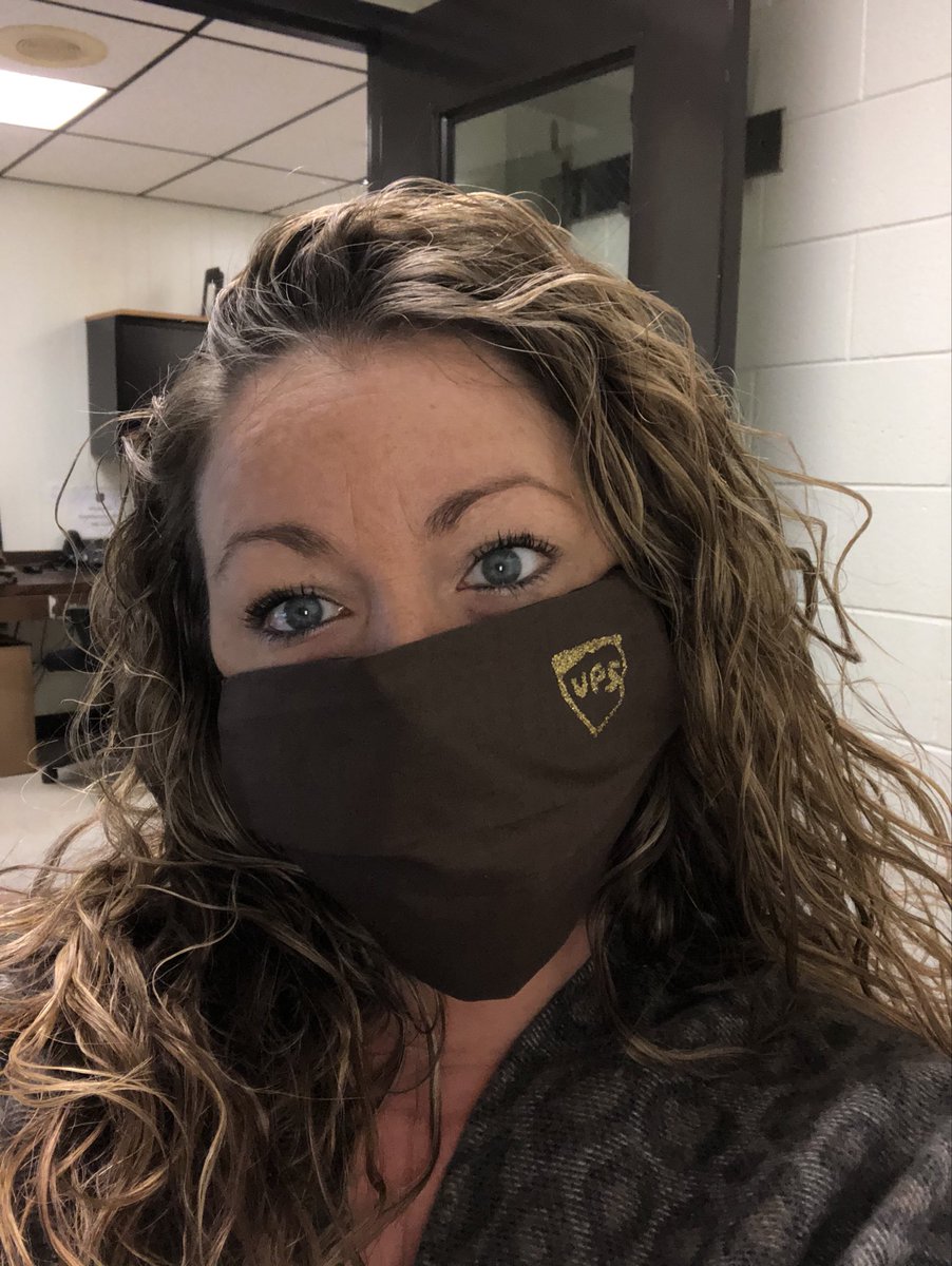 Thanks Jeff Pisani for supplying the enter building with these brown bandanas to keep everyone safe. We appreciate your leadership and daily updates. I made myself a UPS mask. #UPSersAreThere #UPSersUnderCover ⁦@JaneHR3⁩ ⁦@amy_madeira⁩ ⁦@JeffPisani1⁩