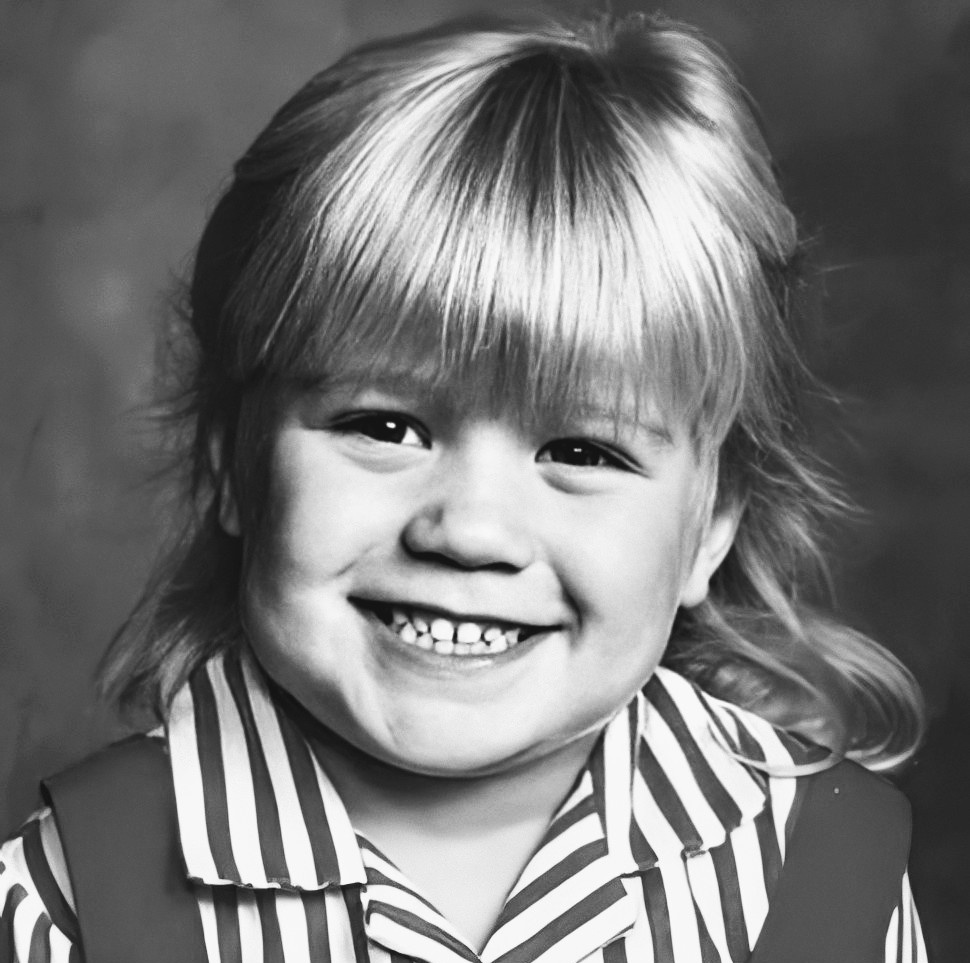 KellyCcharts's tweet photo. 38 years ago, @kellyclarkson was born. The 3 Times Grammy-winner is also the 23rd most successful artist in the history of the billboard hot 100 and is on the list of the most powerful voices in the world.  Currently making success in music and dominating American television. https://t.co/MLJPfOrmbQ
