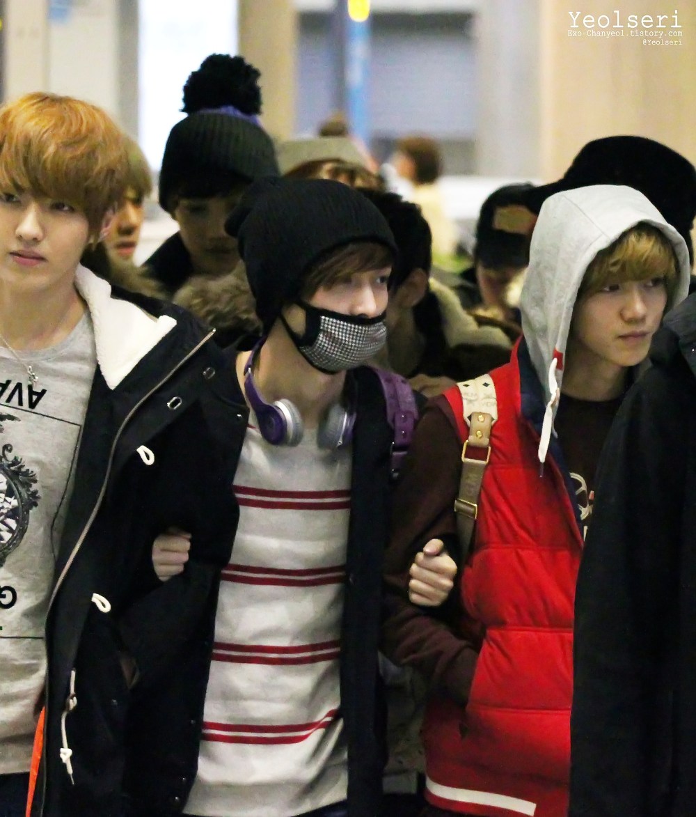 鹿na兴 そしてやっぱりリラックマと言ったら譲れないこの大型犬のご登場 チャニョルの側に毎度のこと現れるリラックマ この熱血リラックマペンのお陰で益々人気になったであろう日本のくまさん 可愛いなぁ