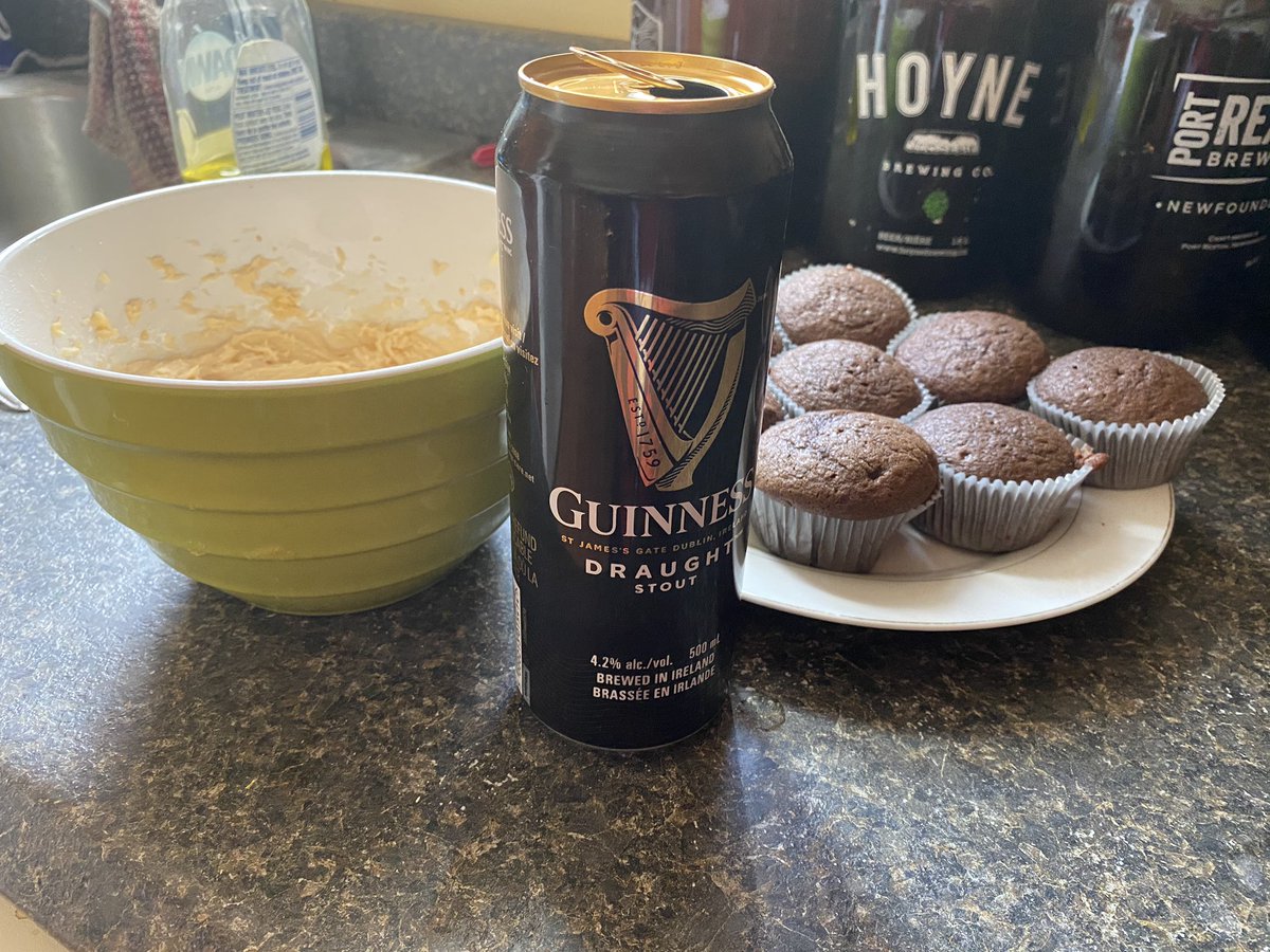 AlexGibsonNL's tweet photo. Guinness Cupcakes with Bailey’s buttercream frosting...
About to embark on contactless free delivery.
Baking never was so cool.
#SocialDistanceFriendship https://t.co/BA283ACssy