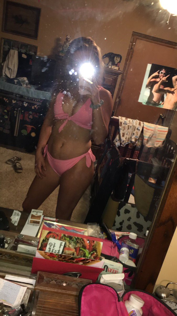 moose_tana's tweet photo. Hey wassup, my names moose and I’m 5.5 months post partum and my man is lucky. That is all.! https://t.co/qYnfk4Lwh0