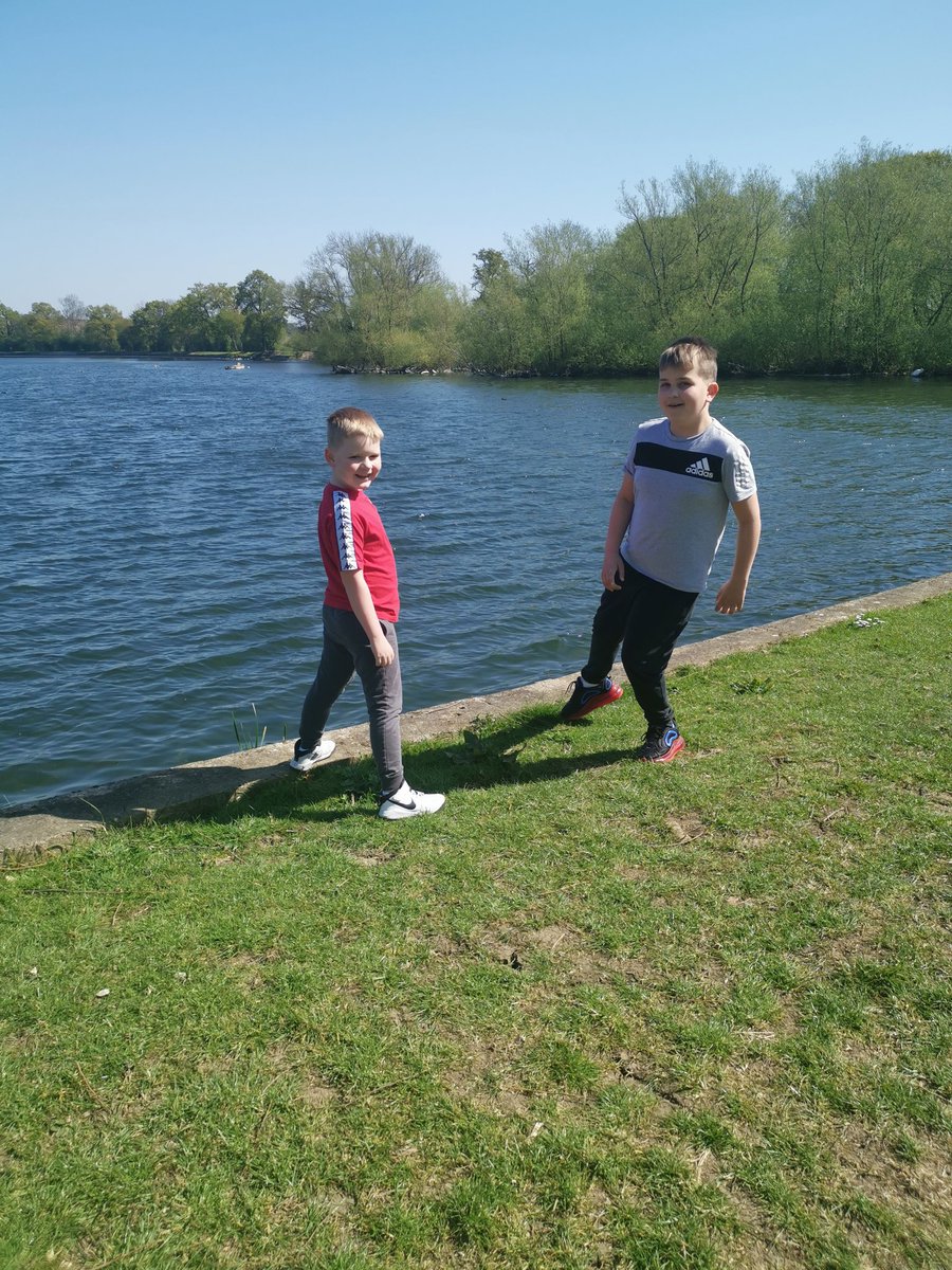 lora1917's tweet photo. @DuxburyMead @Huntingtower https://t.co/mRJ6vmRbsj