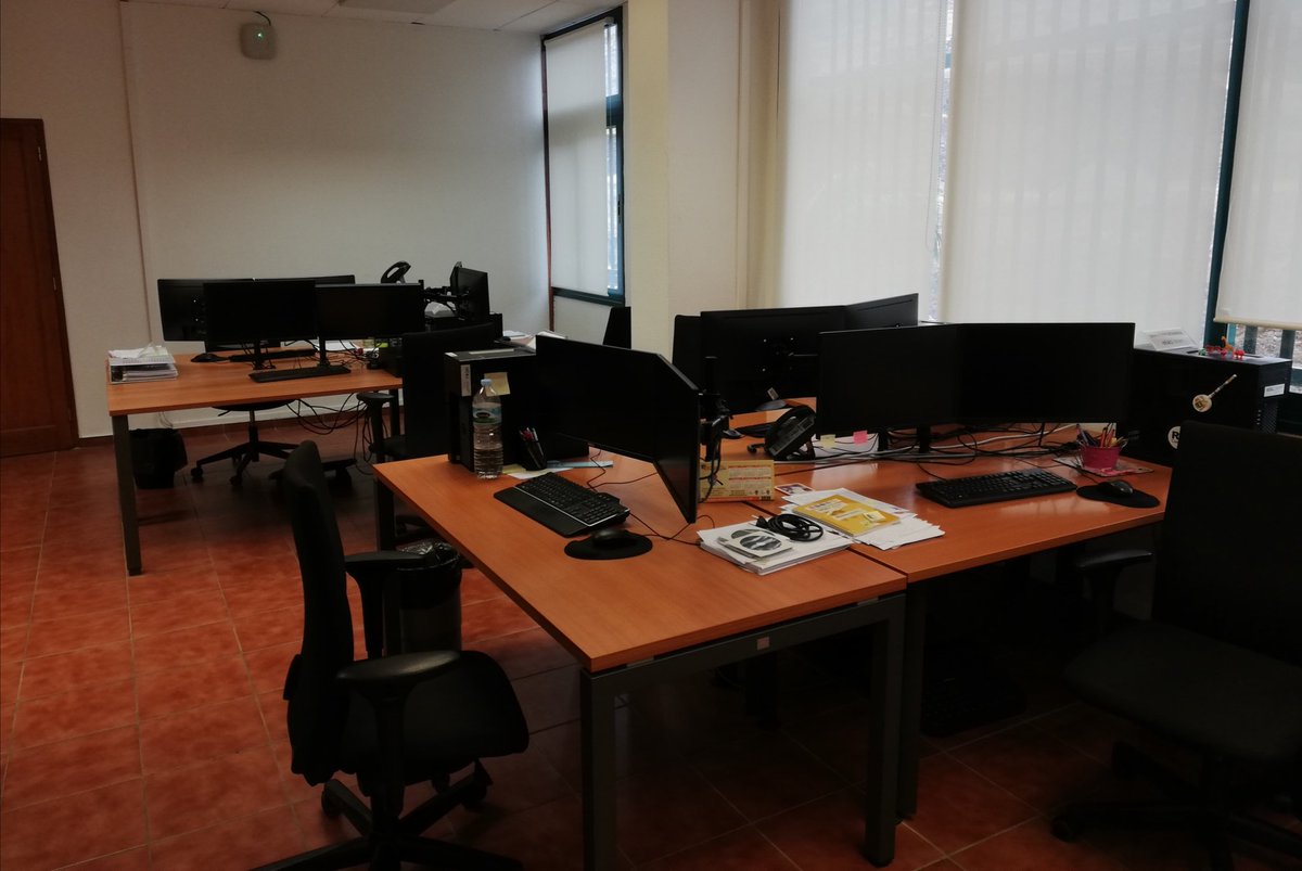 istac_es's tweet photo. Asi están nuestras oficinas en #Tenerife pues #NosQuedamosEnCasa pero trabajamos intensamente para ofrecerte dia a dia los #MejoresDatos para el seguimiento del impacto socioeconómico del #COVID2019

¡No paramos!
¡Más que nunca estadística pública! 

https://t.co/leyiYlRqzJ https://t.co/OZmudyZRd2