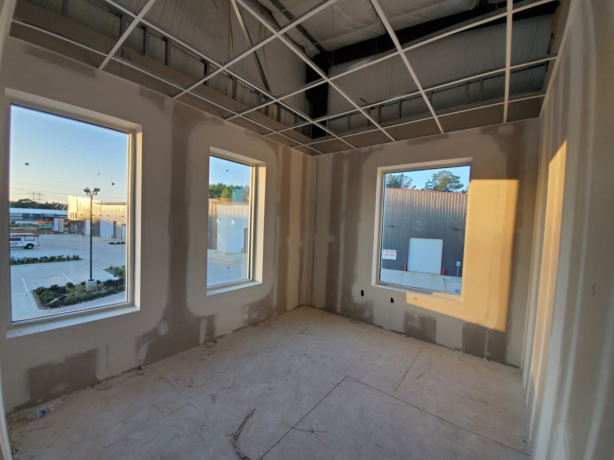 i-SOLIDS tweet media