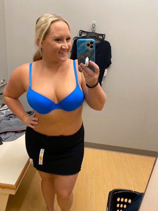 Suitable working from home outfit? 😈 https://t.co/Xgw4xG6tJg