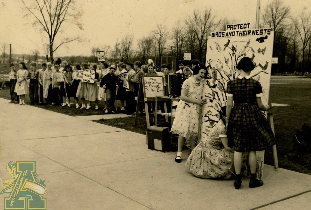 HistoryAmherst's tweet photo. Happy Arbor Day, Amherst!
The photos depict Arbor Day activities under the direction of Mr. Fred Powers. He was very adamant about celebrating the earth and made it a point to plant trees each #ArborDay https://t.co/I4u8UJ4sbW