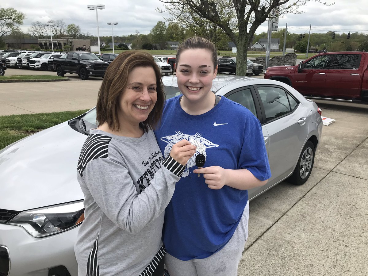 TomKennyNews's tweet photo. Attention drivers: My daughter just got her first car...just giving you all a heads-up. #DriversBeware https://t.co/G5pS6zWrc4