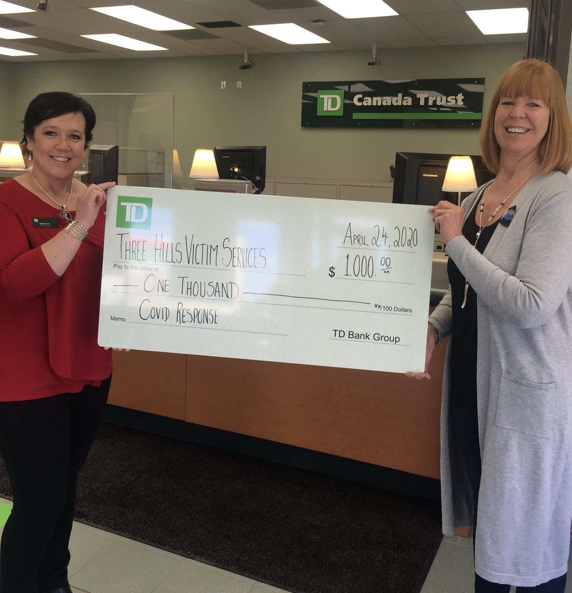 I’m so proud to be a part of an organization that supports such a worthy cause like the Three Hills Victim Services ... Especially in times like this!  Thank you TD.  😊
⁦@KuscheNada⁩ ⁦@jameshooper_td⁩ ⁦<a href="/RussAnderson99/">RussAnderson</a>⁩