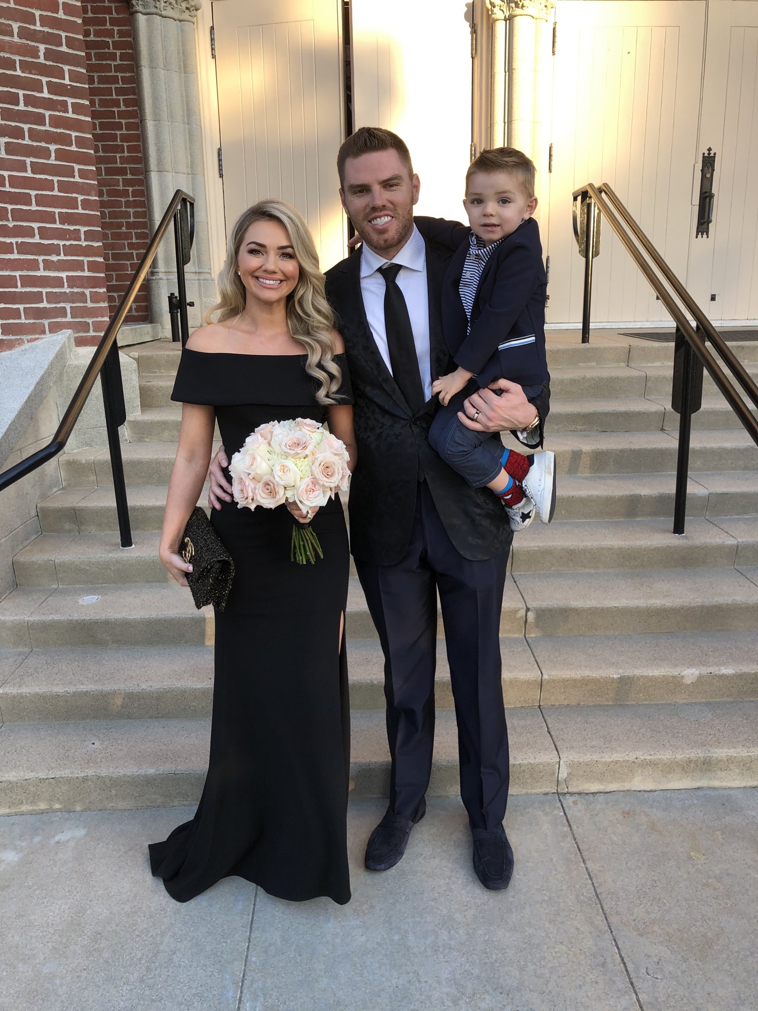 Freddie Freeman on X: Happy 29th birthday to the most amazing woman!  ⁦@chelseafree5⁩ Charlie and I love you so much!  / X