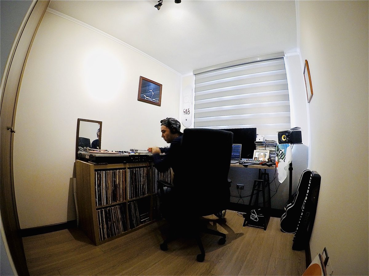 Dj Acres tweet media