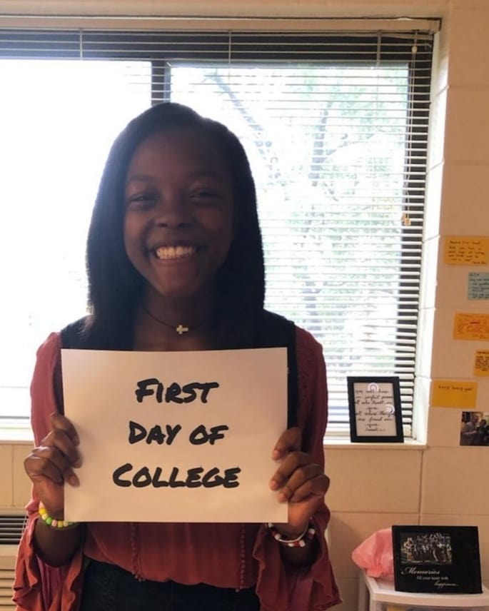 CovenantKeeper7's tweet photo. ...and Just like that freshman year is done. Began @ Indiana Wesleyan University Reed Hall finished @ Indiana Wesleyan University Hardy House HA!!
#JudahGirl #JesusGirl #CollegeGirl #AppleOfHisEye #FearfullyAndWonderfullyMade #ReflectionOfHisGlory #SmileThroughItAll https://t.co/nDjBoyBN3n