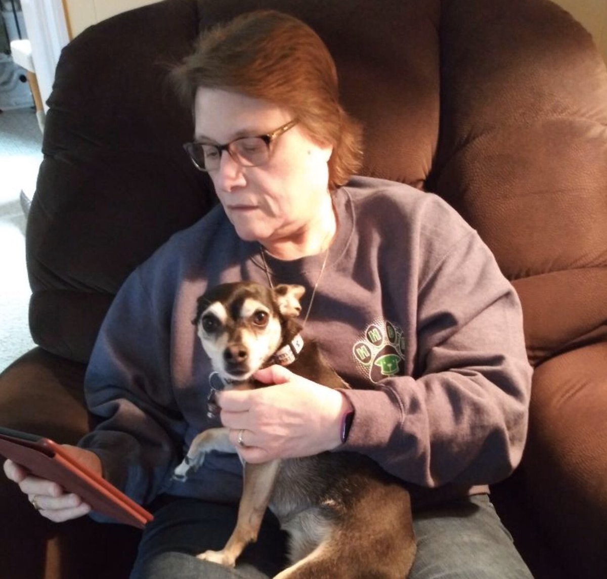 LiverpoolPubLib's tweet image. Our staffers continue to share for #NationalLibraryWeek2020. Enjoy a look at #pets, #food, #books from Cheryl, Valerie, Cindy.
Celebrate #FindTheLibraryAtYourPlace by posting your own!