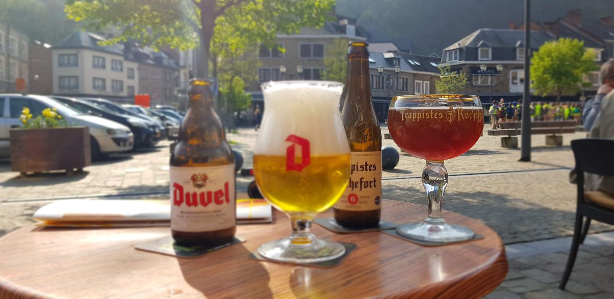 CervesiaPeru's tweet photo. Dos buenas razones para disfrutar dos buenas cervezas! #cervesia #QuedateEnCasa 
#cheers #duvel #trappistbeer #rochefort https://t.co/CbocYvAlq3