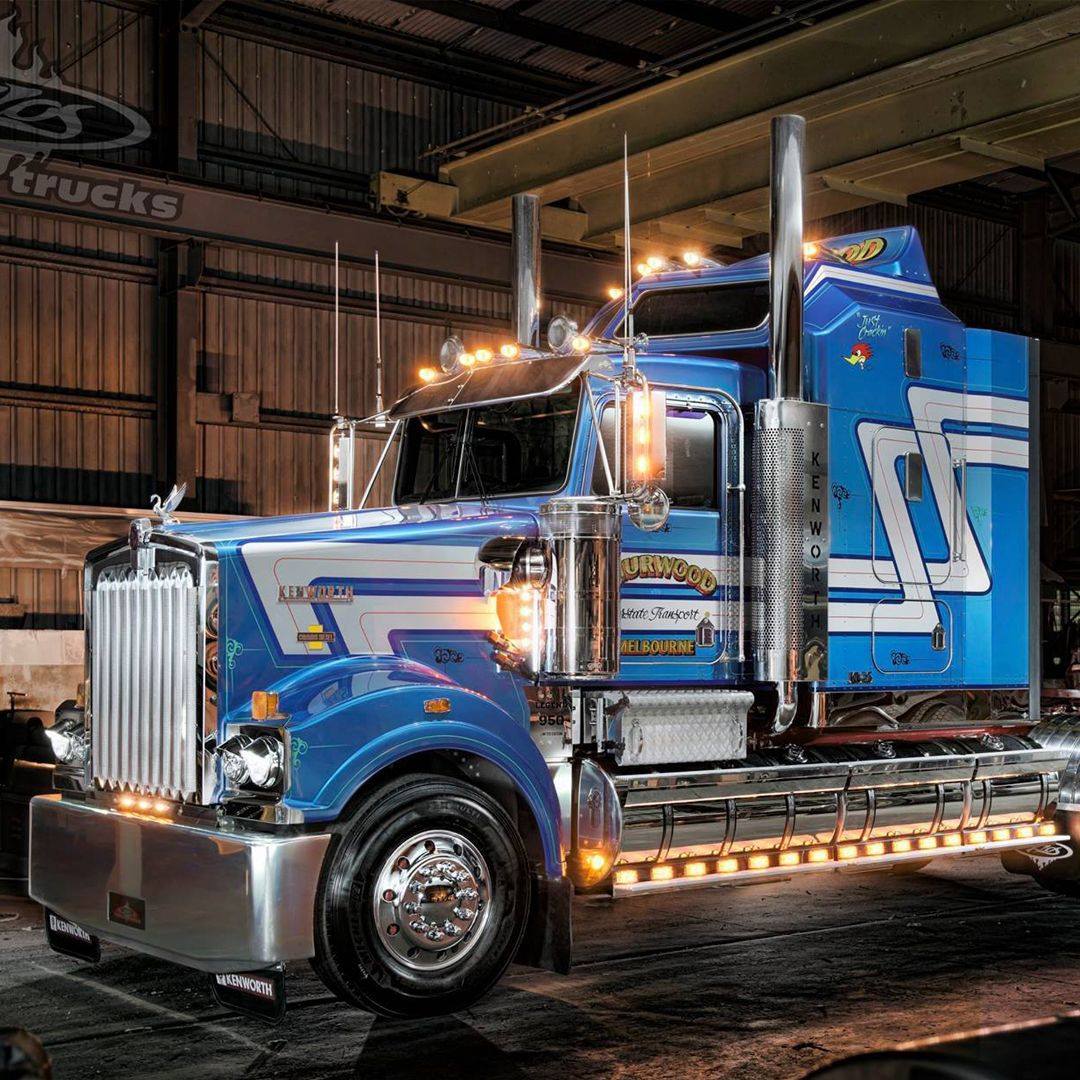 TRUCKiDcom's tweet photo. Yay or Nay?😎
#truck #trucks #customtrucks #nastytrucks #kenworthtruck #everythinglow #showtruck #sicktrucks #supershowrigs #hotrodrigs #truckaddiction #truckdaily https://t.co/Bhv7KRKeex https://t.co/dGgO4C9aW5