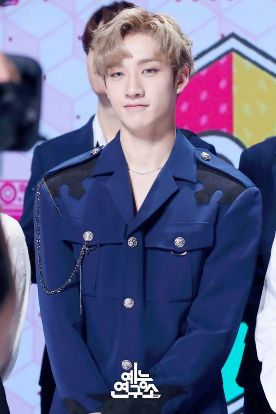 skzismyuniverse's tweet photo. #StaysMissBangChan @Stray_Kids #StrayKids #Bangchan #BangChanPleasePost https://t.co/6vqHE9fJ3w
