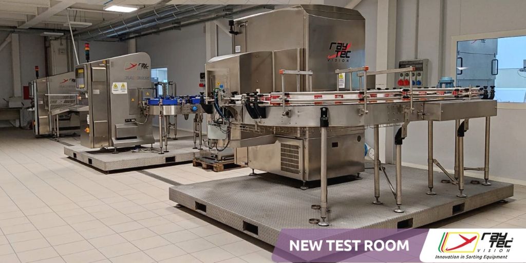 Raytec_Sorting's tweet photo. Our test room is specialized in x-ray inspection on packaged food. Our X-RAY inspectors #Raybox and #Rayview can work on various types of packaging such as metal tins, carton bricks, plastic bottles, glass jars and glass bottles.
Ask a video test for product info@raytecvision.com https://t.co/0w5tKsCyGM