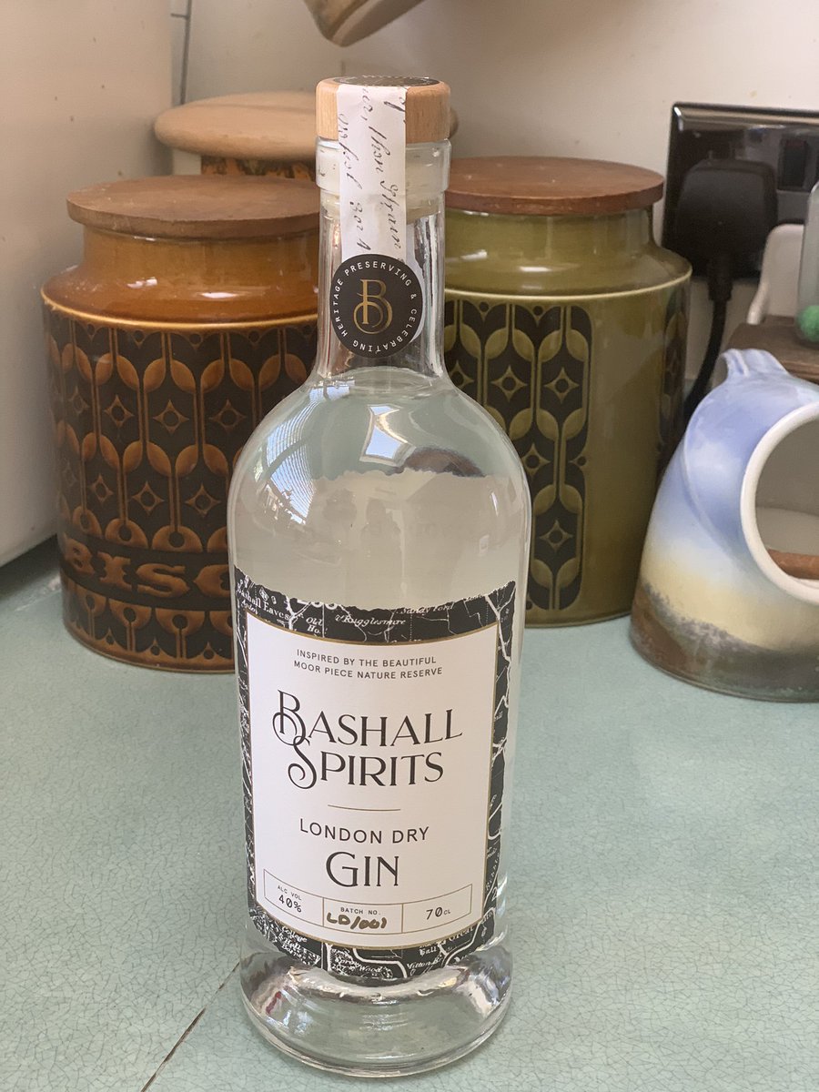 ruthlady's tweet photo. Just delivered. If that isn’t a SIGN I don’t know what is #knockingofftime #happyweekend https://t.co/lJg6vxO7Jy