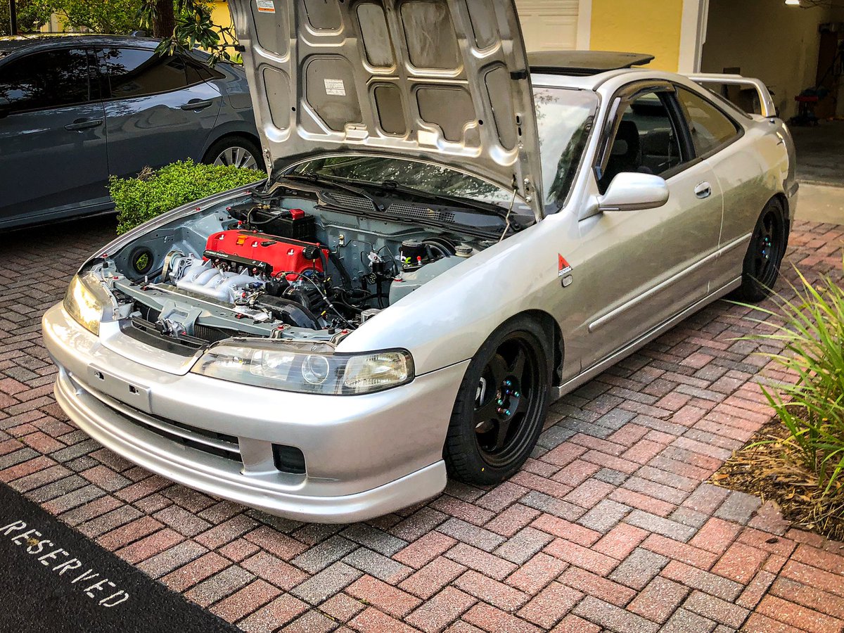 HONDASTGARAGE's tweet photo. @EricTheCarGuy Dear Eric. Hope you’re doing well! From a fellow integra owner 😁😁😁😁 https://t.co/klC3CGw2u0