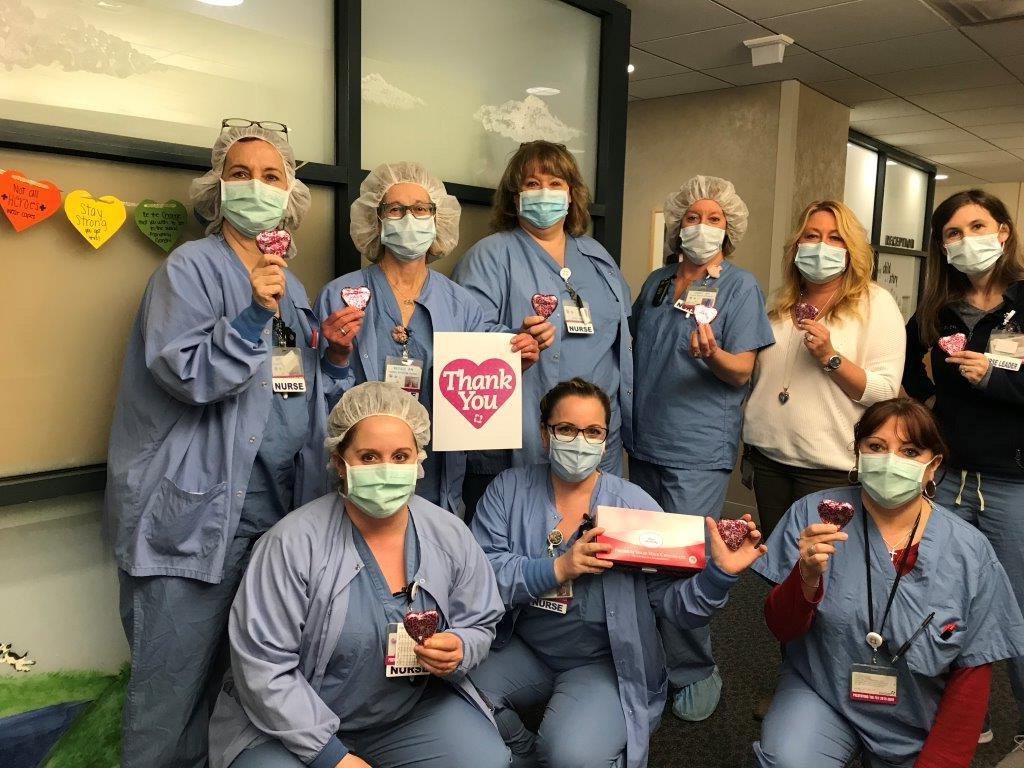 ThompsonChoc's tweet image. We would just like to thank the incredible workers on the front line, especially those in hospitals and nursing homes. Our (chocolate) hearts are with you! ❤❤