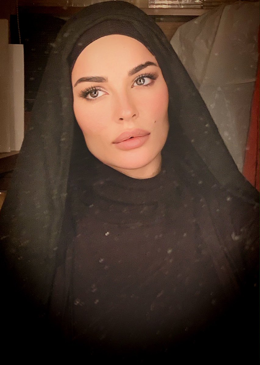 Nadine Nassib Njeim On Twitter رمضان كريم شهر مبارك عليكم