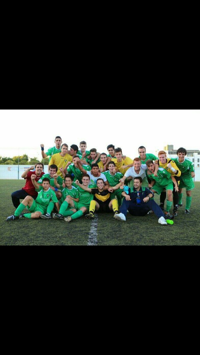 Felicidades 92 años <a href="/CD_Toledo/">C.D. Toledo 🦅💚⚪️</a> gracias por hacerme vivir tantas emociones juntos.💚💚